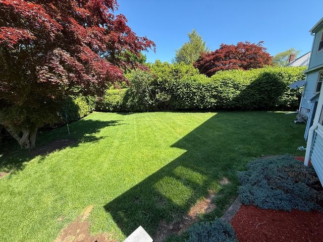 4 Mayfield Rd, Auburn, MA 01501