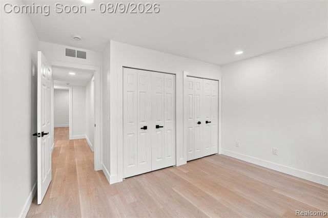 2255 Bedford Road, Bloomfield Hills, MI 48302