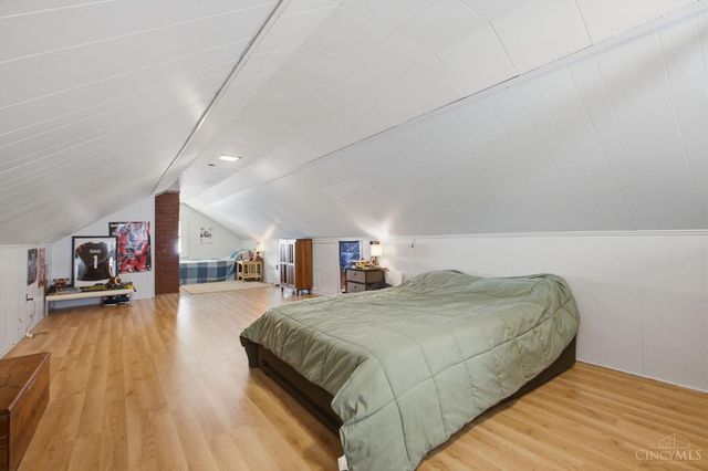 9503 Railroad Avenue, Blue Ash, OH 45242