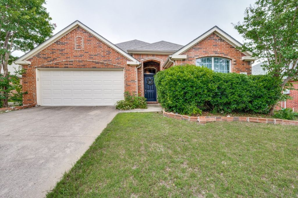1004 Broken Spoke Drive, Little Elm, TX 75068