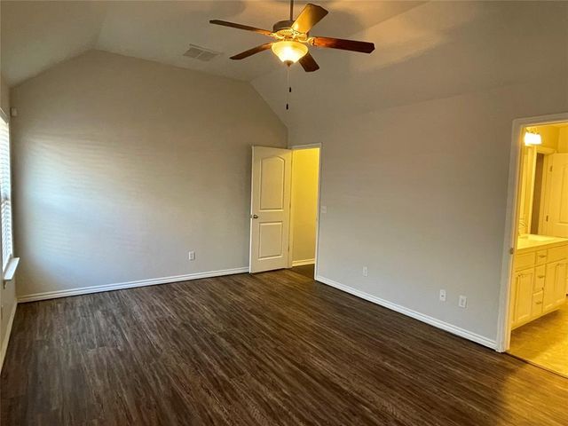 2521 NW 193rd Street, Edmond, OK 73012