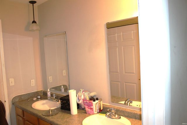 5036 Lower Huntington Rd, Fort Wayne, IN 46809