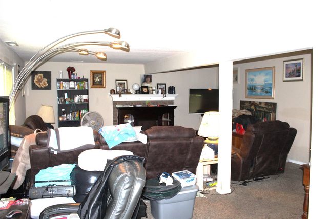 5036 Lower Huntington Rd, Fort Wayne, IN 46809