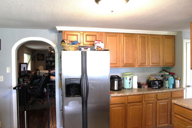 5036 Lower Huntington Rd, Fort Wayne, IN 46809