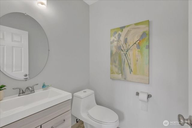 32027 11th Avenue SW, Federal Way, WA 98023