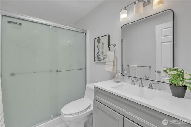 32027 11th Avenue SW, Federal Way, WA 98023