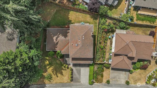 32027 11th Avenue SW, Federal Way, WA 98023