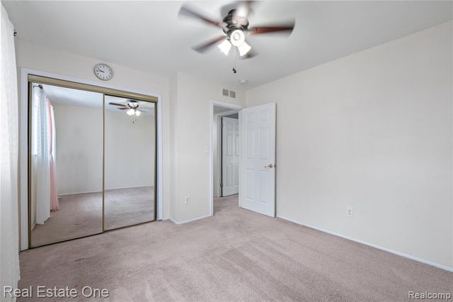 4469 Ardmore Drive, Sterling Heights, MI 48310