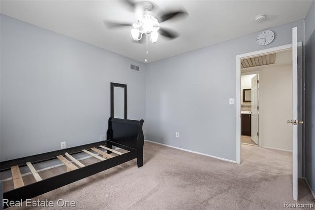 4469 Ardmore Drive, Sterling Heights, MI 48310