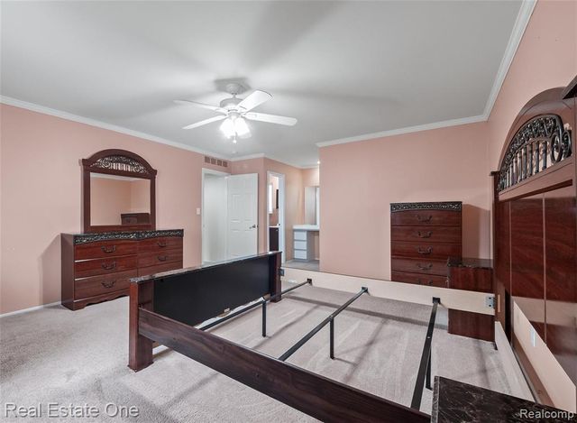 4469 Ardmore Drive, Sterling Heights, MI 48310