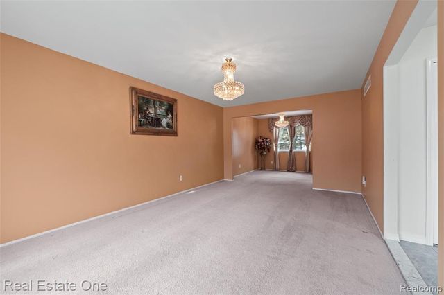 4469 Ardmore Drive, Sterling Heights, MI 48310