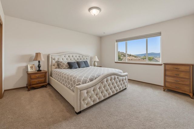 17915 E Daystar Rd, Spokane Valley, WA 99016