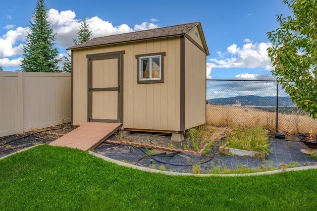 17915 E Daystar Rd, Spokane Valley, WA 99016