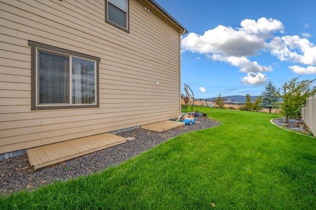 17915 E Daystar Rd, Spokane Valley, WA 99016