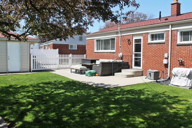 6642 Bison Street, Westland, MI 48185