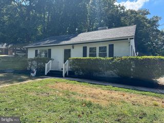 6 MAVEL PL, Stafford, VA 22554