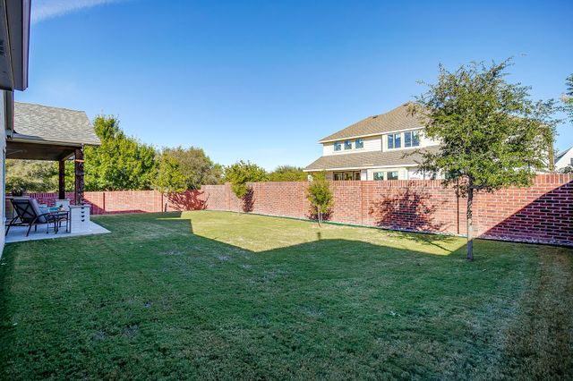 100 Grey Stone Street, Aledo, TX 76008