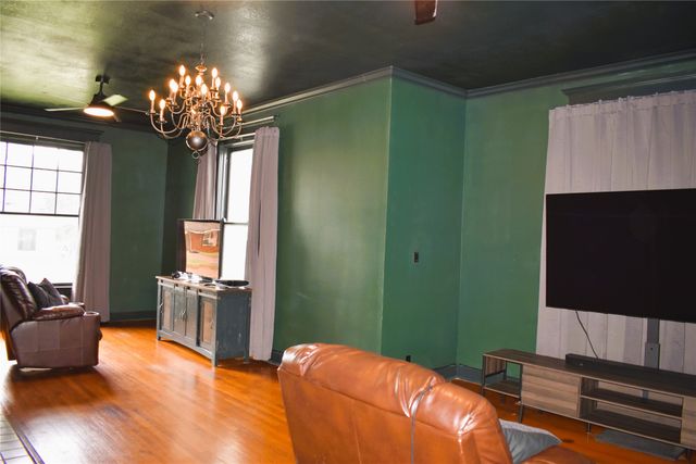 200 S Canton Street, Mexia, TX 76667