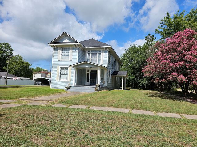 200 S Canton Street, Mexia, TX 76667