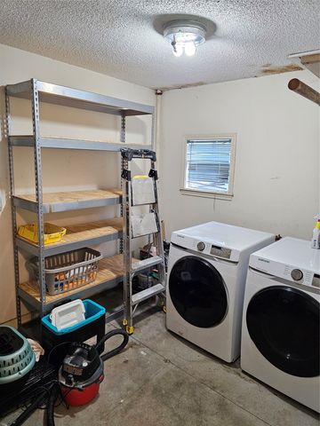 200 S Canton Street, Mexia, TX 76667