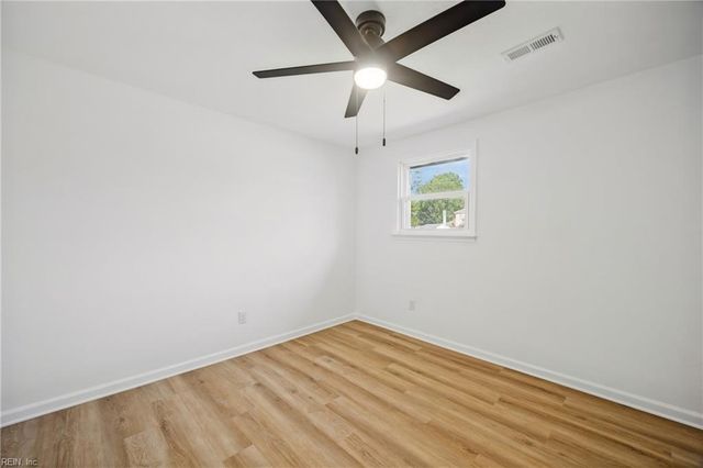 1568 Kempsville RD, Virginia Beach, VA 23464