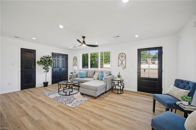 1568 Kempsville RD, Virginia Beach, VA 23464
