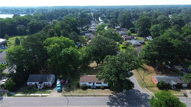 1568 Kempsville RD, Virginia Beach, VA 23464