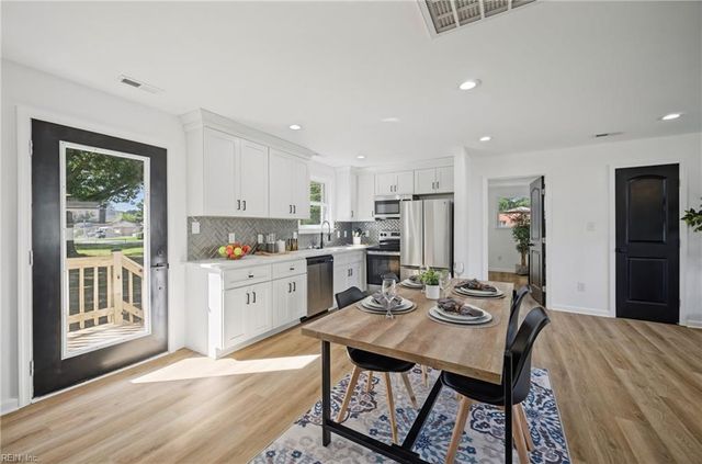 1568 Kempsville RD, Virginia Beach, VA 23464