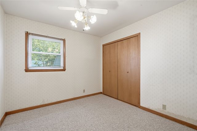 1360 Starry Drive, Marion, IA 52302