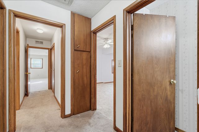 1360 Starry Drive, Marion, IA 52302