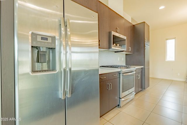 6850 E McDowell Road 7, Scottsdale, AZ 85257