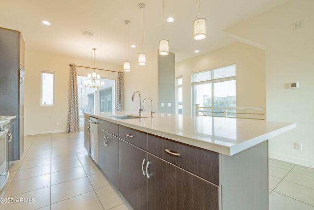 6850 E McDowell Road 7, Scottsdale, AZ 85257