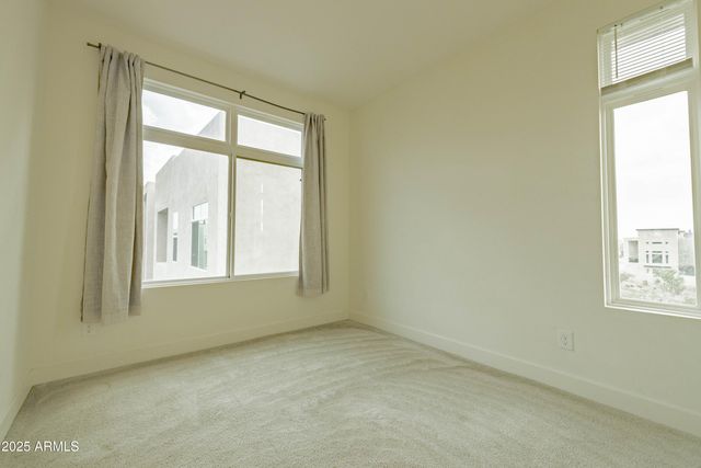 6850 E McDowell Road 7, Scottsdale, AZ 85257