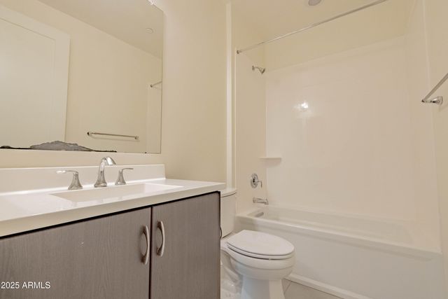 6850 E McDowell Road 7, Scottsdale, AZ 85257