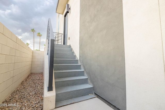 6850 E McDowell Road 7, Scottsdale, AZ 85257