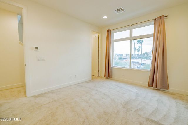 6850 E McDowell Road 7, Scottsdale, AZ 85257