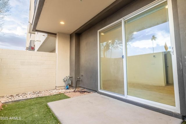 6850 E McDowell Road 7, Scottsdale, AZ 85257