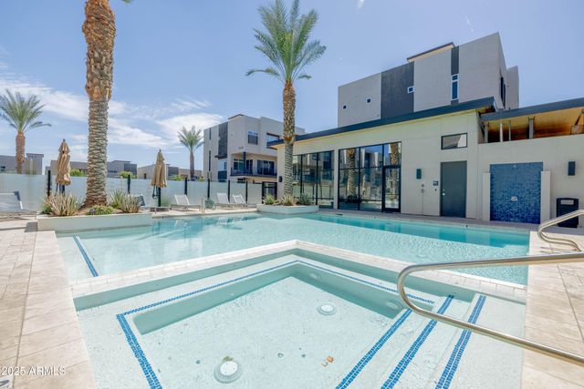 6850 E McDowell Road 7, Scottsdale, AZ 85257