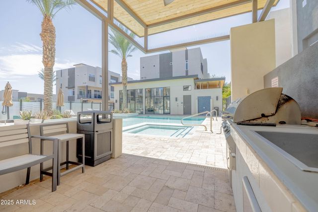 6850 E McDowell Road 7, Scottsdale, AZ 85257