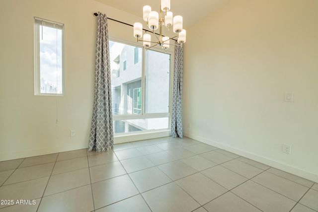 6850 E McDowell Road 7, Scottsdale, AZ 85257