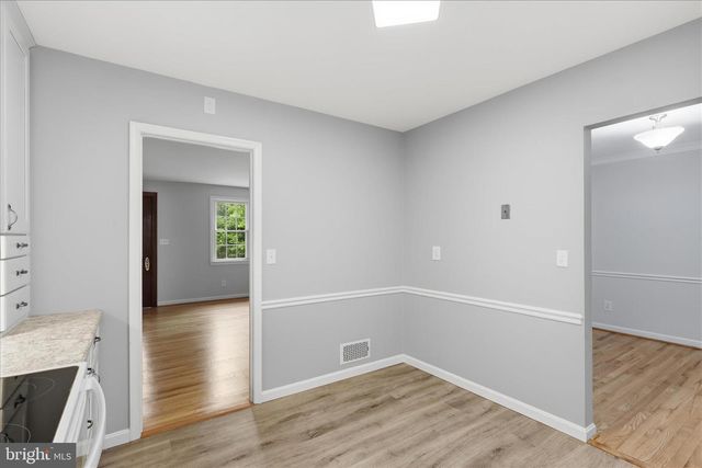 8805 STARK RD, Annandale, VA 22003