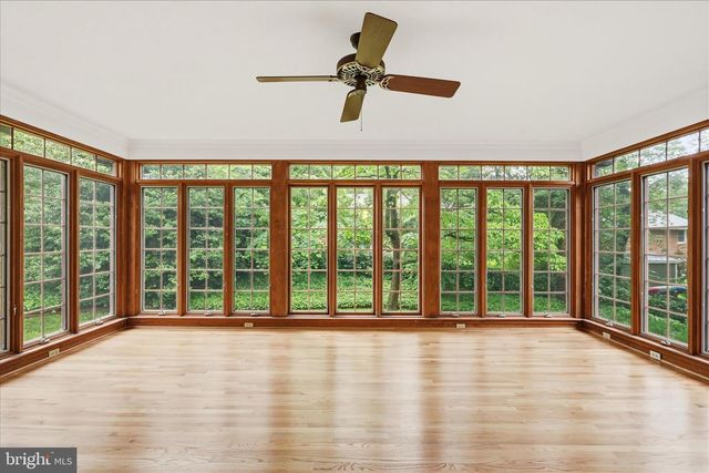 8805 STARK RD, Annandale, VA 22003