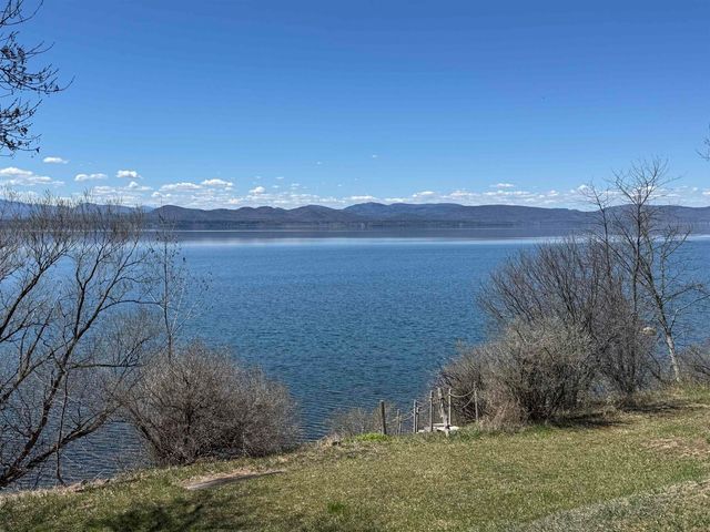481 Hills Point Road, Charlotte, VT 05445