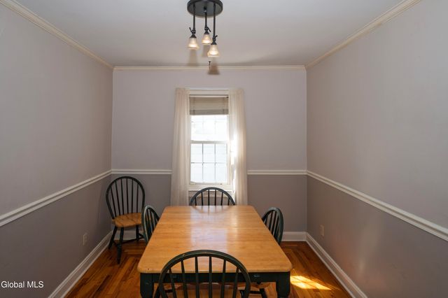 2814 Halsey Drive, Schenectady, NY 12304