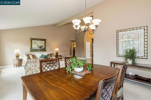 1225 Worchester Ct, Walnut Creek, CA 94596