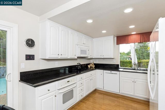 1225 Worchester Ct, Walnut Creek, CA 94596