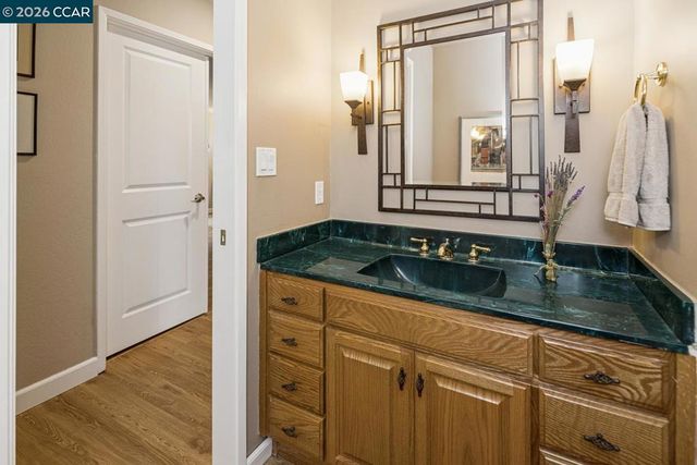 1225 Worchester Ct, Walnut Creek, CA 94596