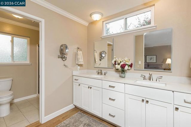 1225 Worchester Ct, Walnut Creek, CA 94596