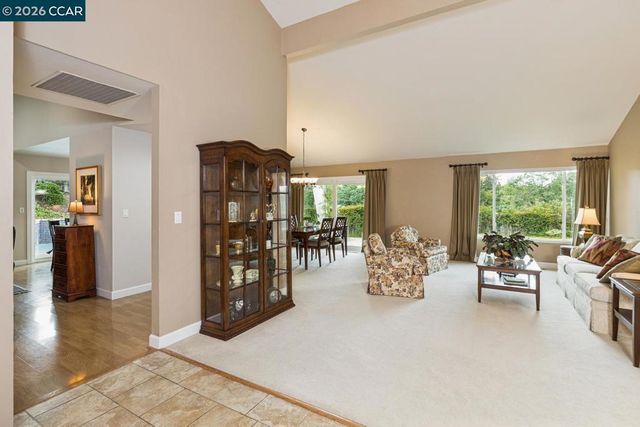1225 Worchester Ct, Walnut Creek, CA 94596