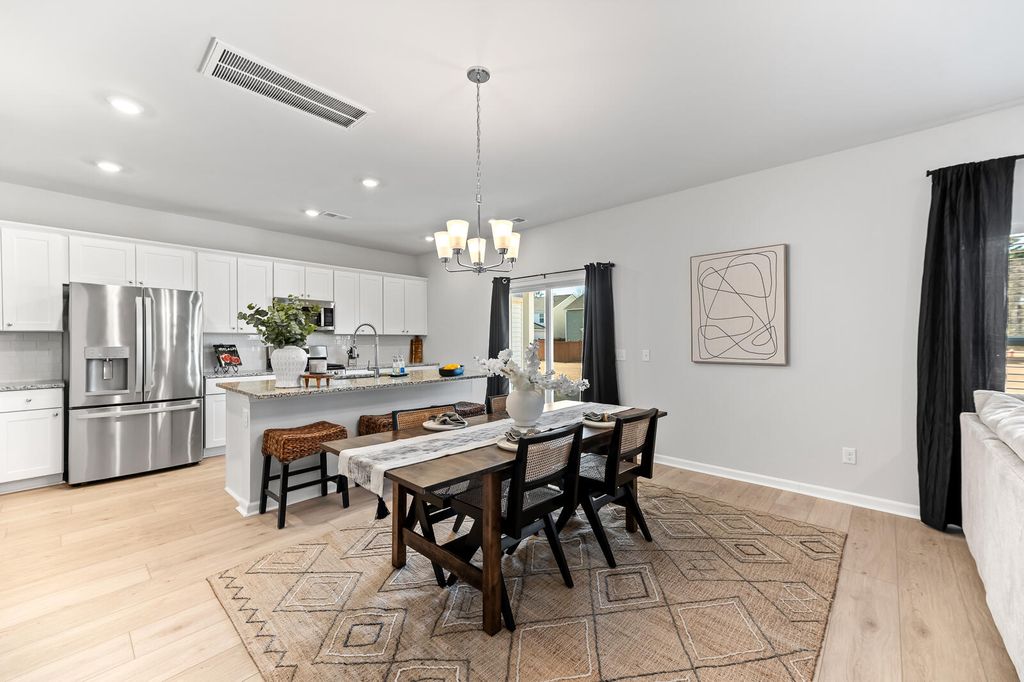 Image 7 of property listing at 142 Post Mill Drive, Summerville, SC 29485